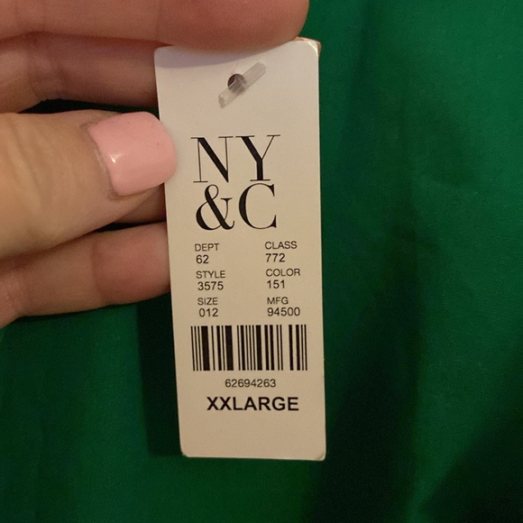 NWT Gorgeous Green Floral Maxi XXL - Picture 3 of 3